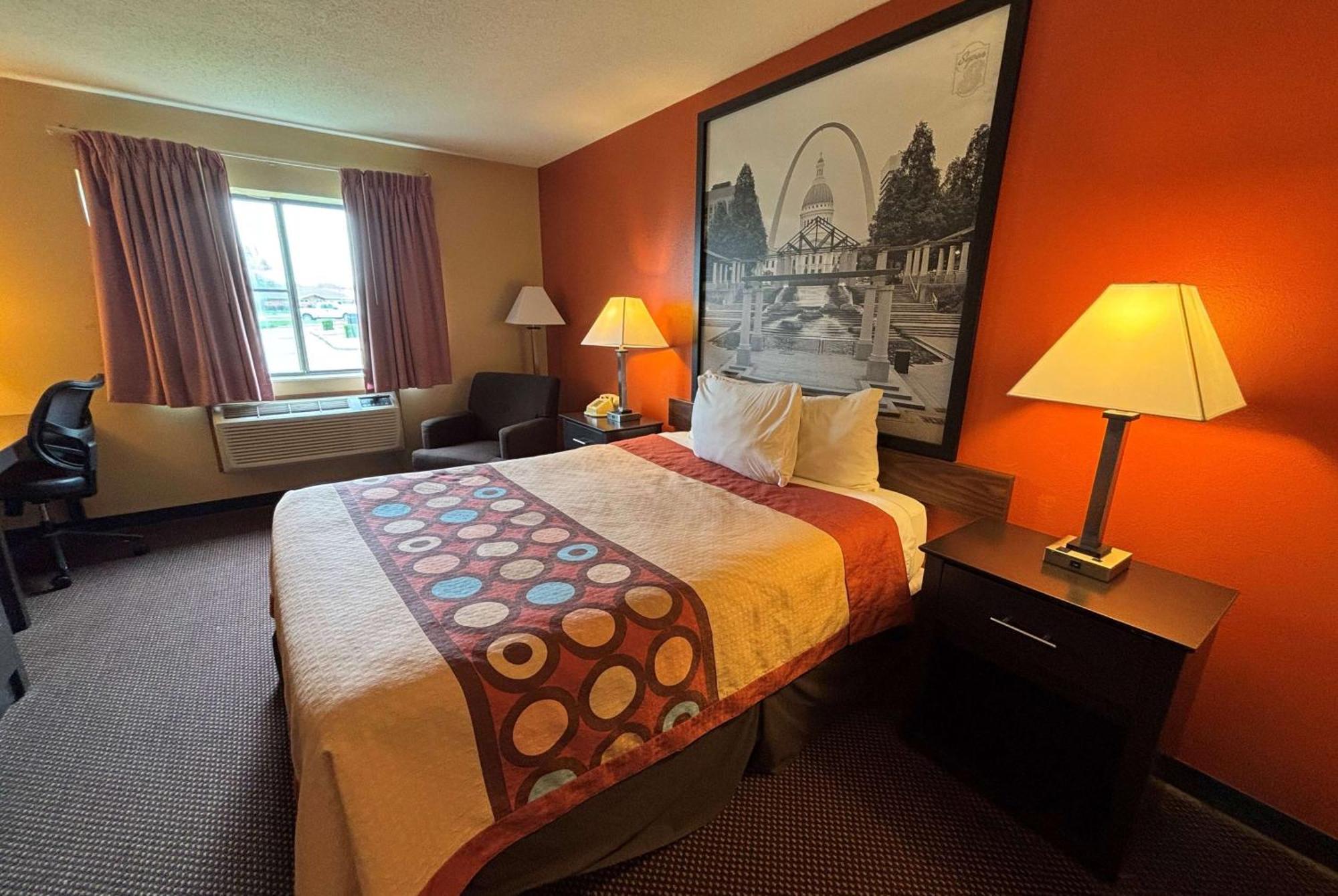 Super 8 by Wyndham Du Quoin Hotel Bagian luar foto
